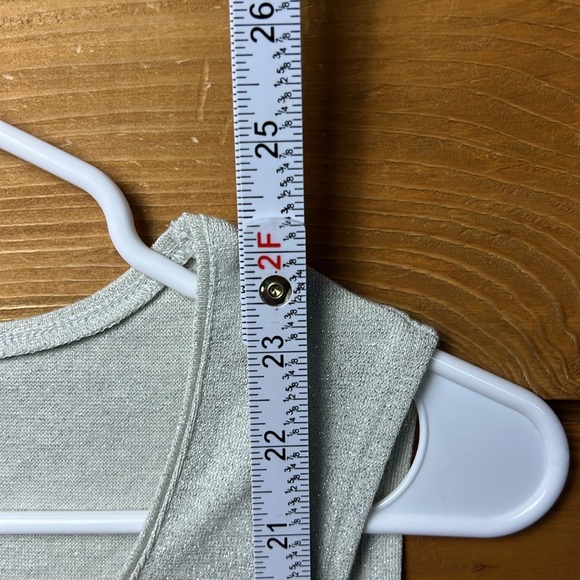 Susan Graver Womens Silver Tank Top S Sleeveless Career Layering Summer Metallic - Picture 3 of 6